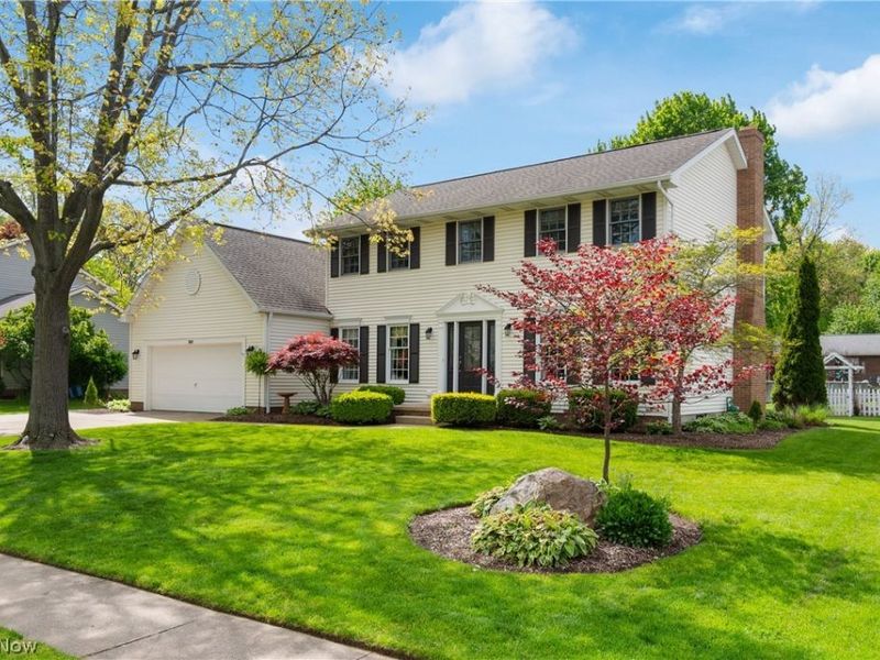 881 Dan Avenue, Canal Fulton, OH 44614 Photo 2