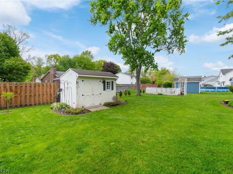 881 Dan Avenue, Canal Fulton, OH 44614 Photo 38
