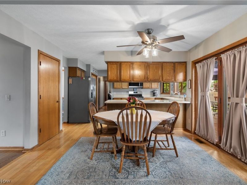 881 Dan Avenue, Canal Fulton, OH 44614 Photo 7