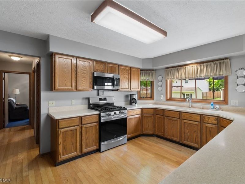 881 Dan Avenue, Canal Fulton, OH 44614 Photo 8