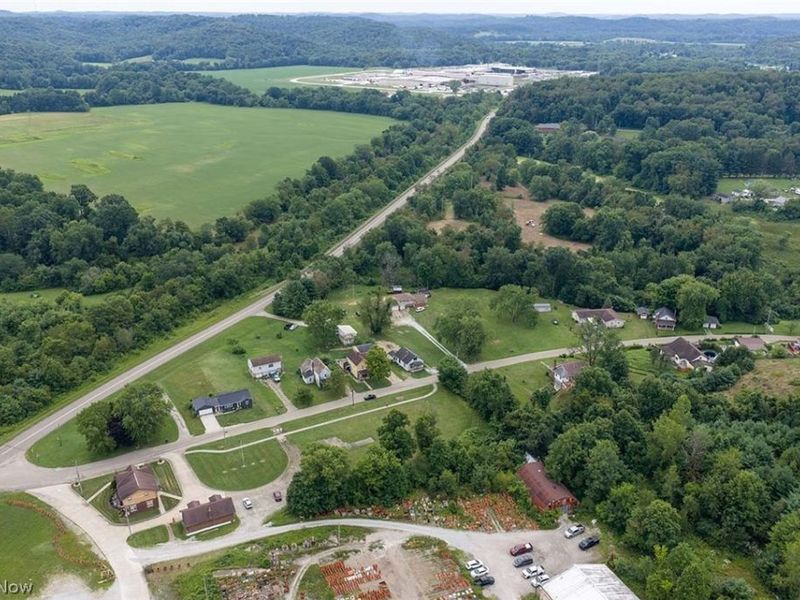 6597 Superior Road SE, Uhrichsville, OH 44683 Photo 11