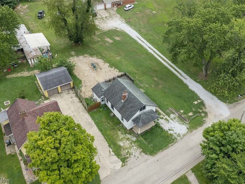 6597 Superior Road SE, Uhrichsville, OH 44683 Photo 9