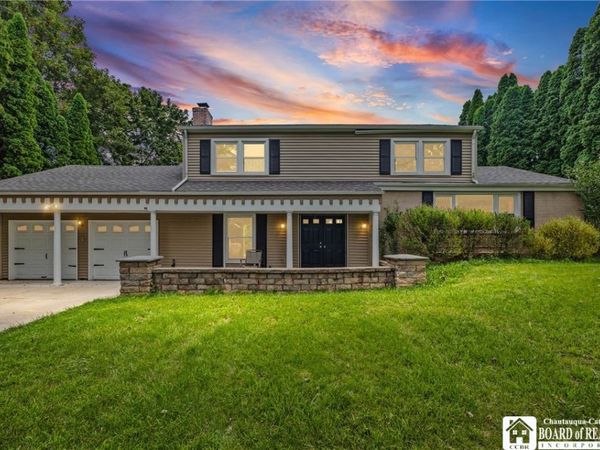 84 Deer Creek Road , Pittsford, NY 14534