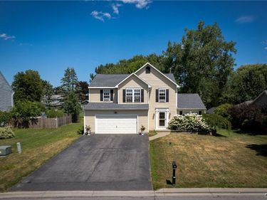 8272 Wheatberry, Clay, NY 13041
