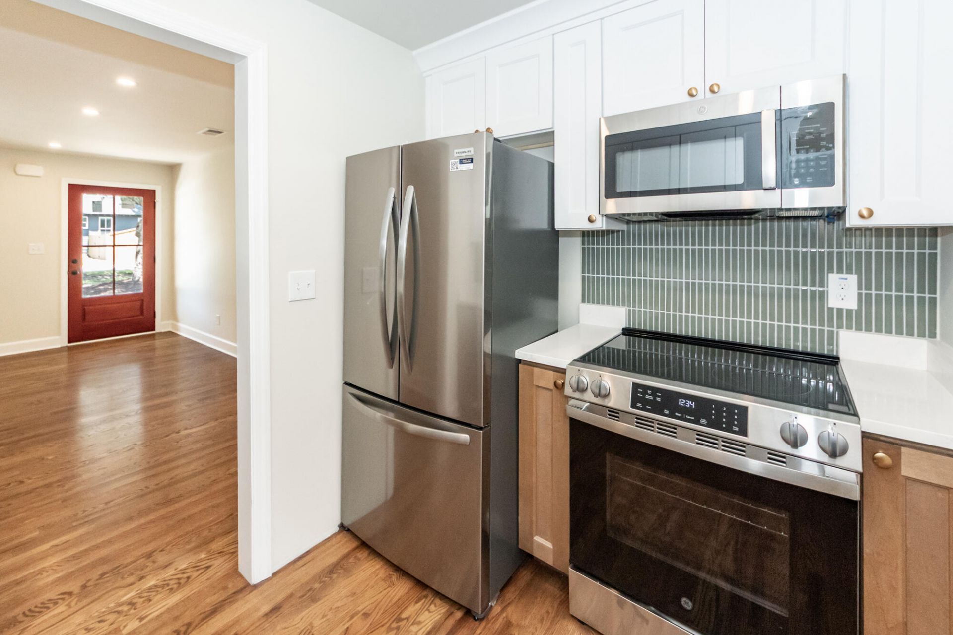 17 Vincent Drive Photo 6
