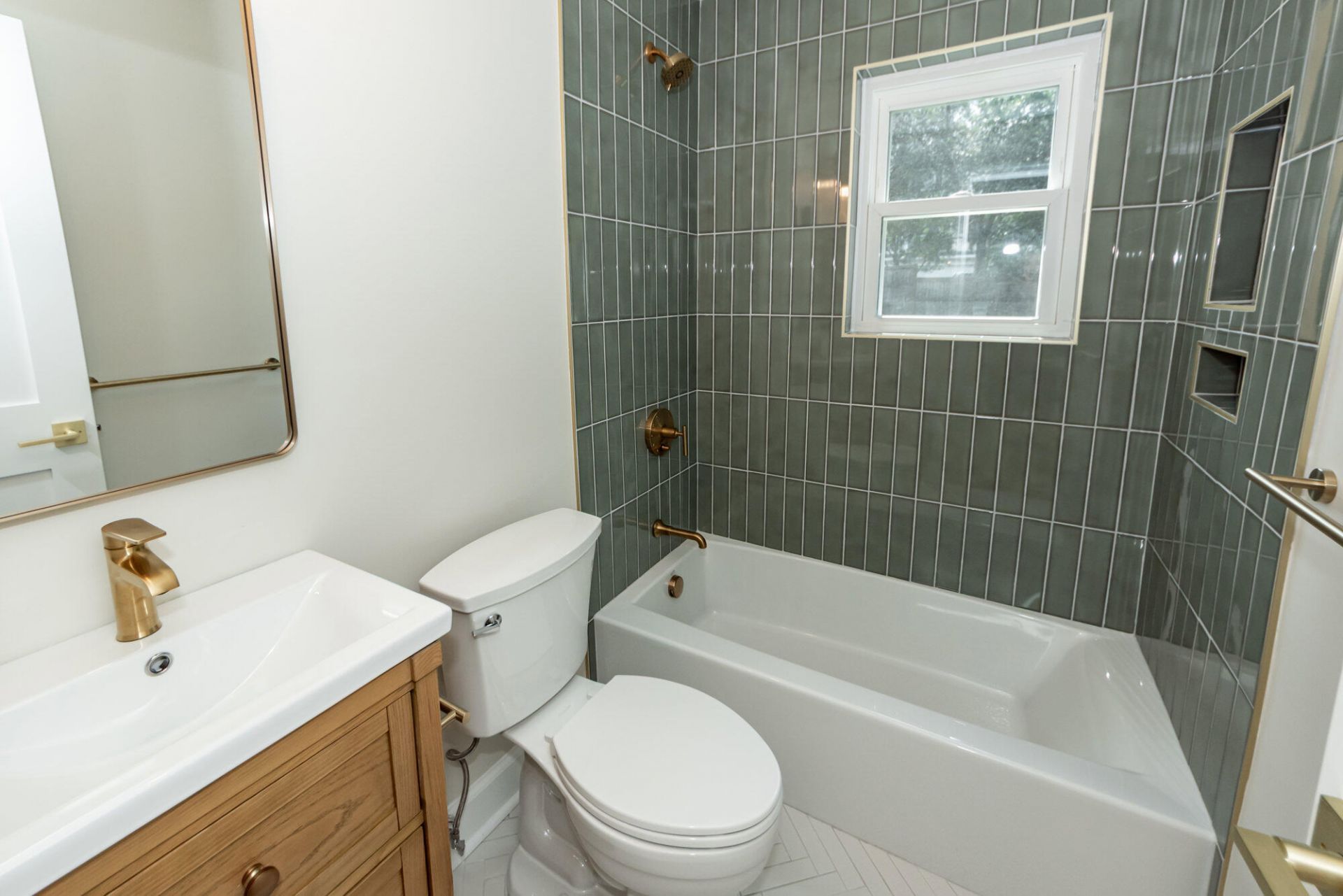 17 Vincent Drive Photo 8