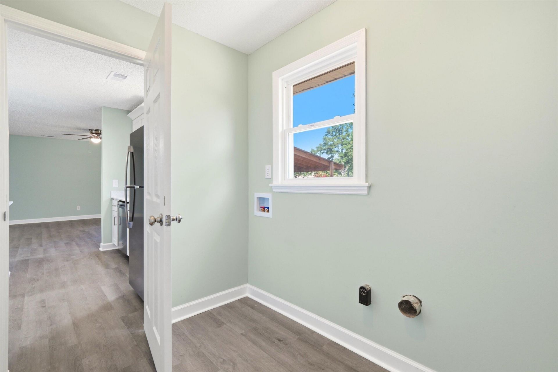 217 Vickie Street Photo 27