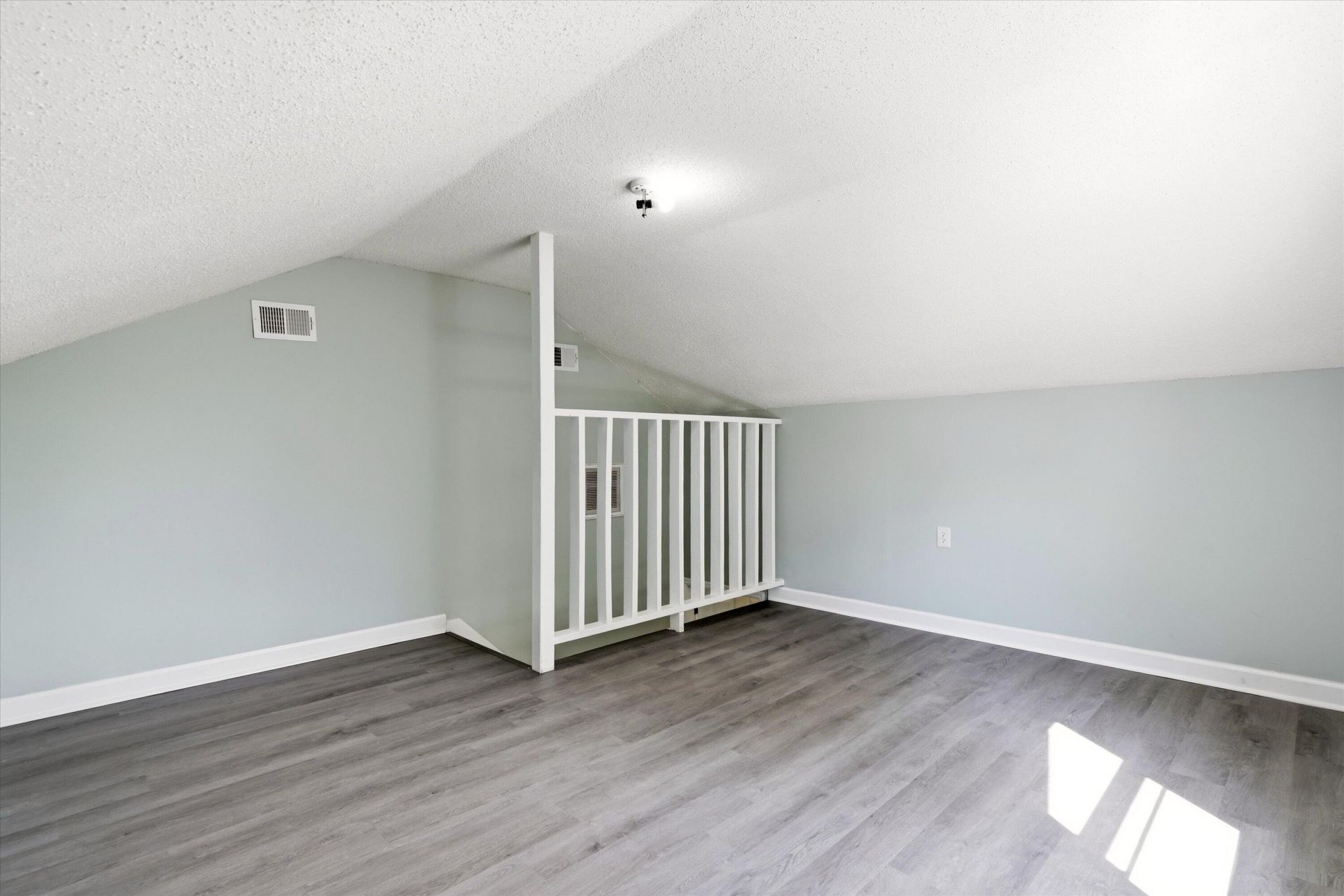 217 Vickie Street Photo 29