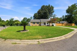 217 Vickie Street photo 4