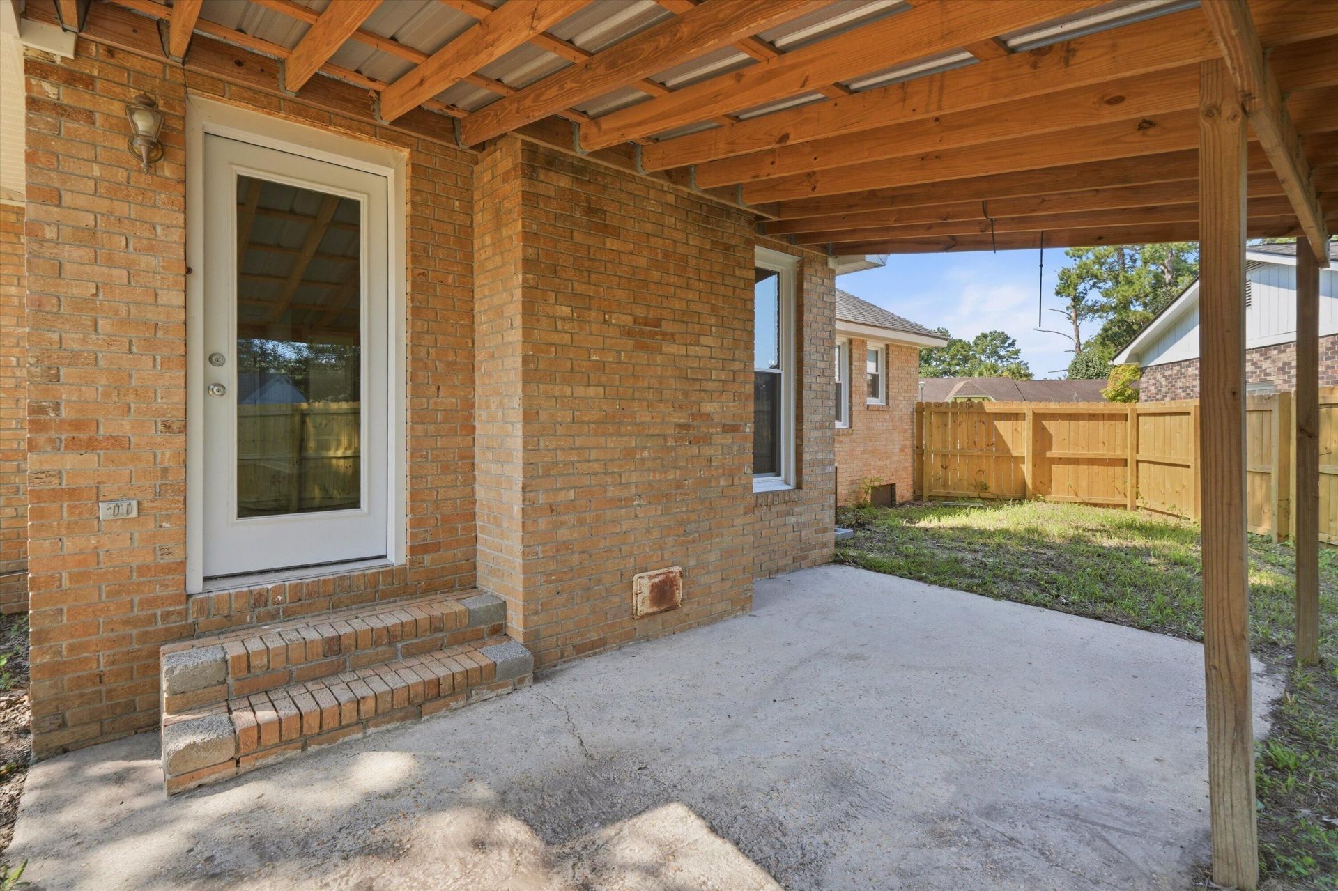 217 Vickie Street Photo 30