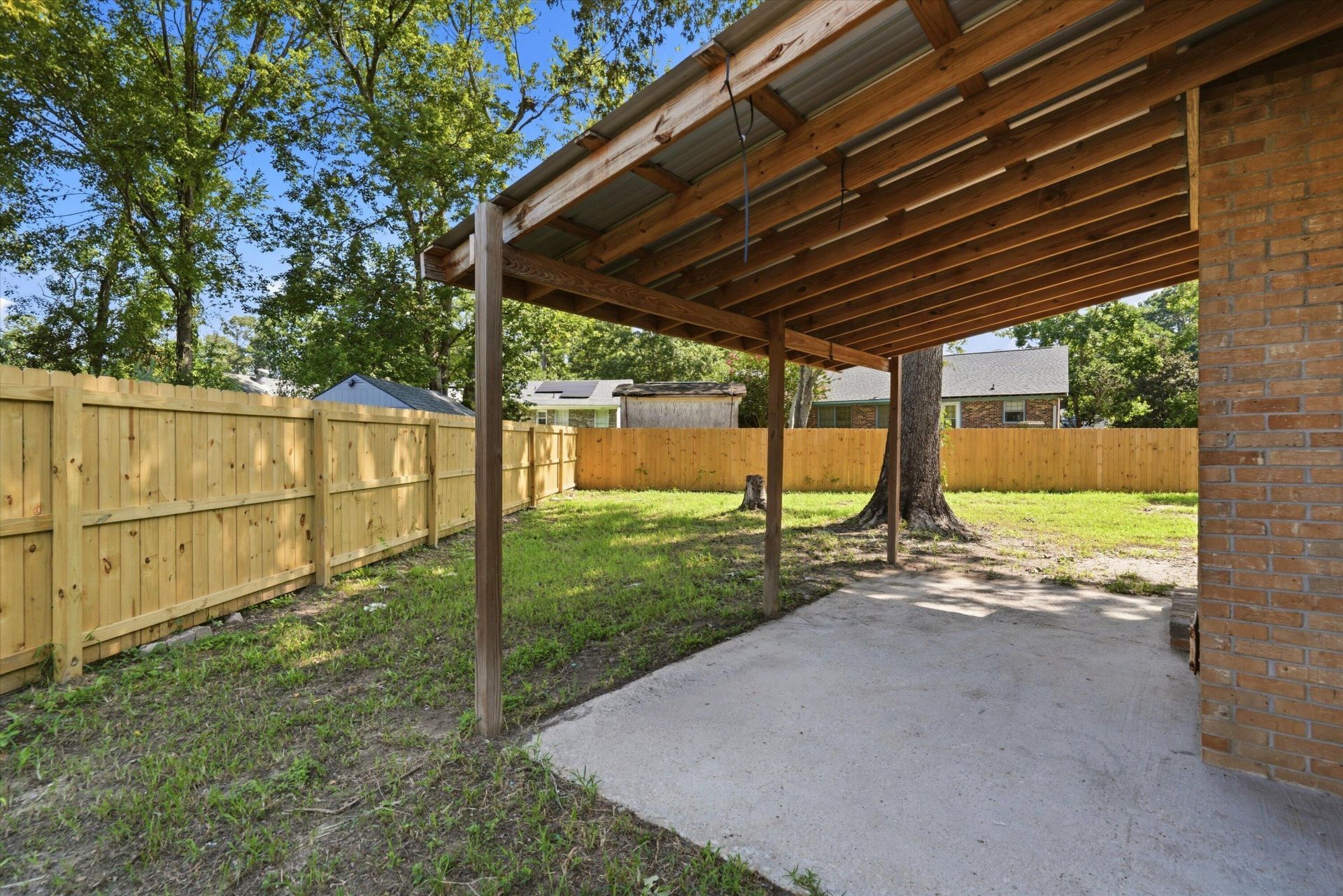 217 Vickie Street Photo 31