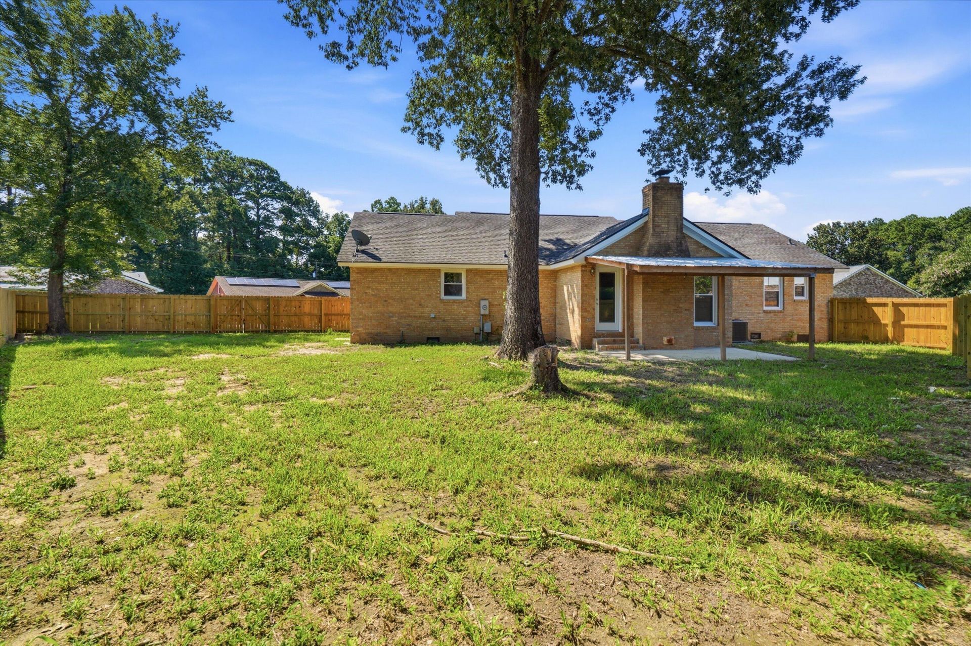 217 Vickie Street Photo 33