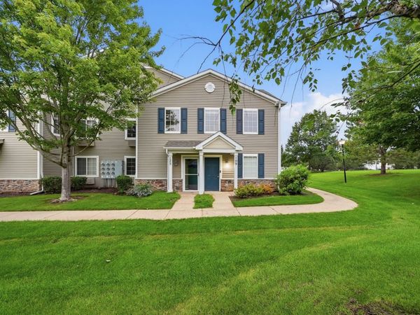 125 Silverstone Drive , Unit 125, Carpentersville, IL 60110