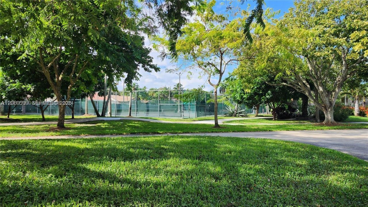 10977 Long Boat Dr , Unit 10977, Cooper City, FL 33026 Photo