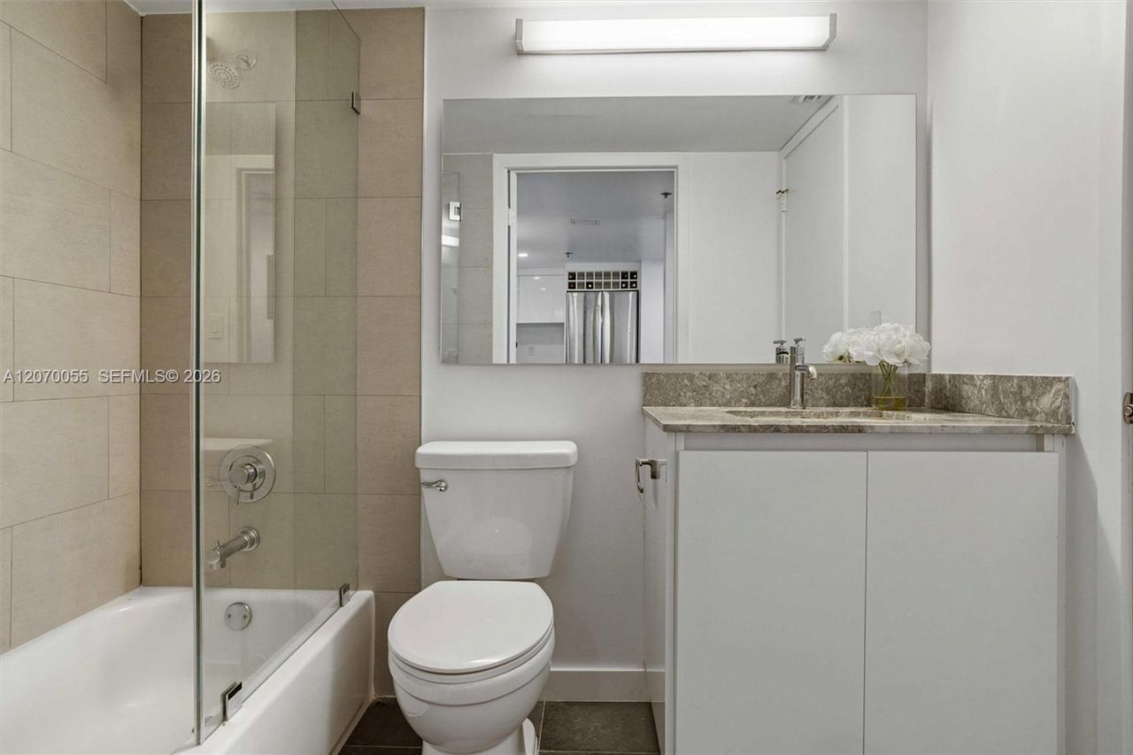 540 Brickell Key Dr , Unit 1519, Miami, FL 33131 Photo