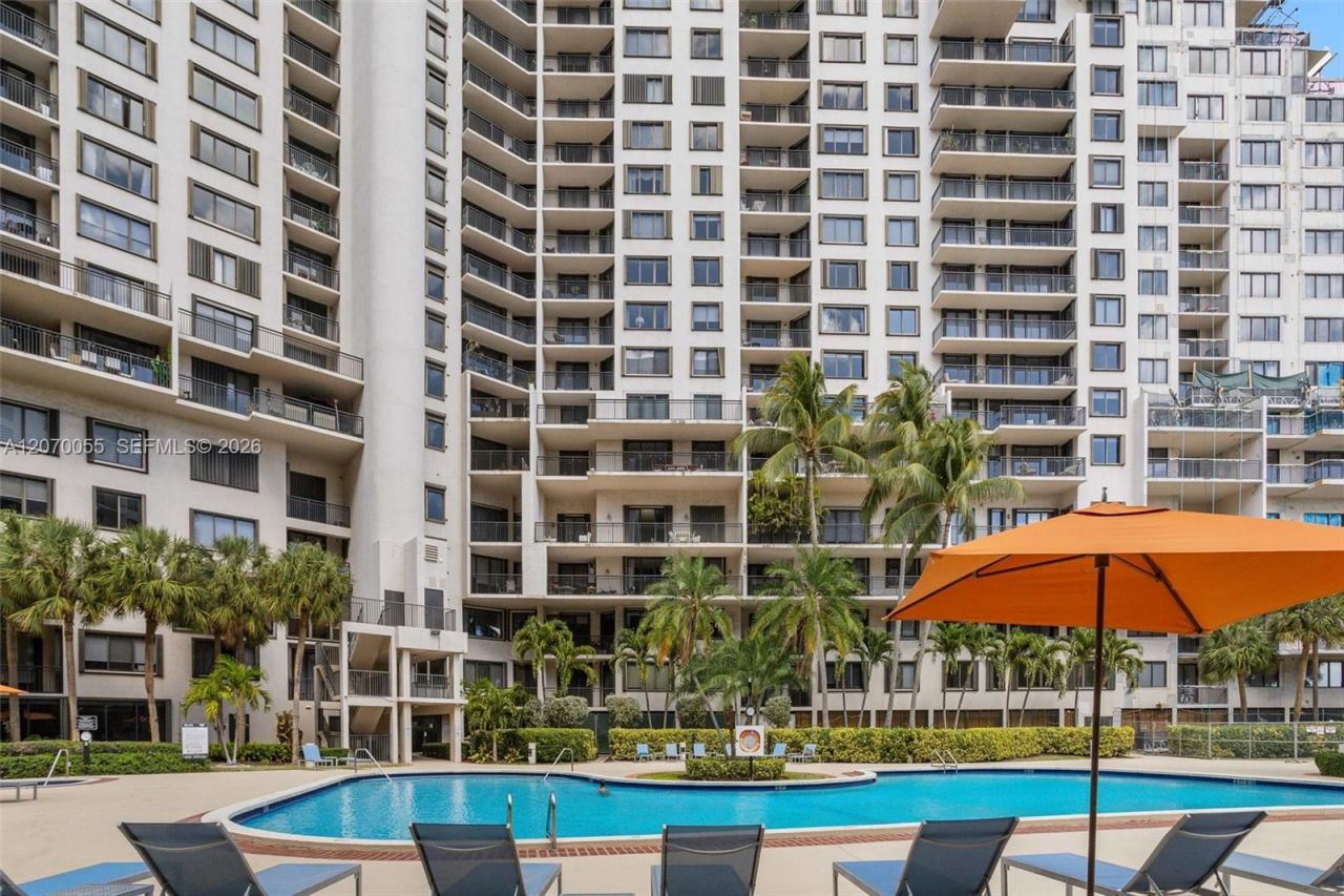540 Brickell Key Dr , Unit 1519, Miami, FL 33131 Photo
