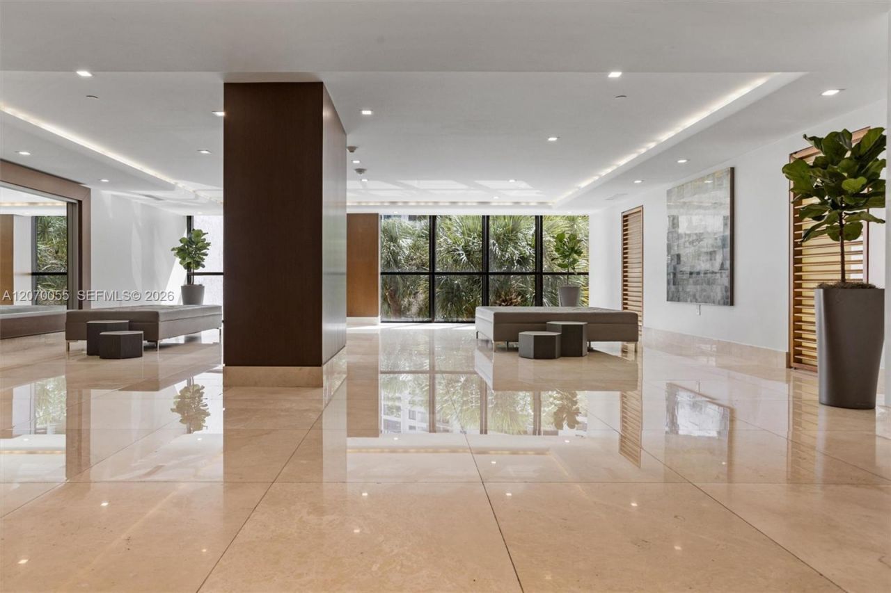 540 Brickell Key Dr , Unit 1519, Miami, FL 33131 Photo