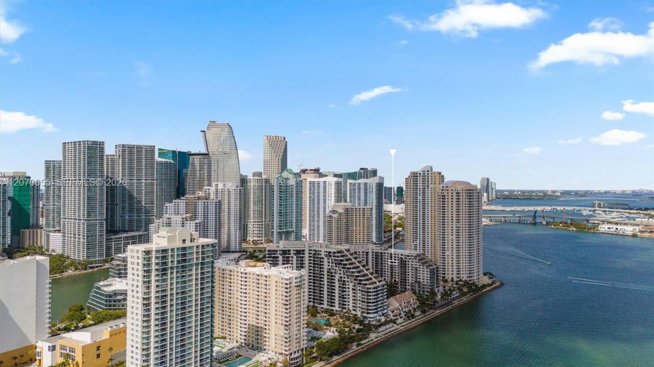 540 Brickell Key Dr , Unit 1519, Miami, FL 33131 Photo