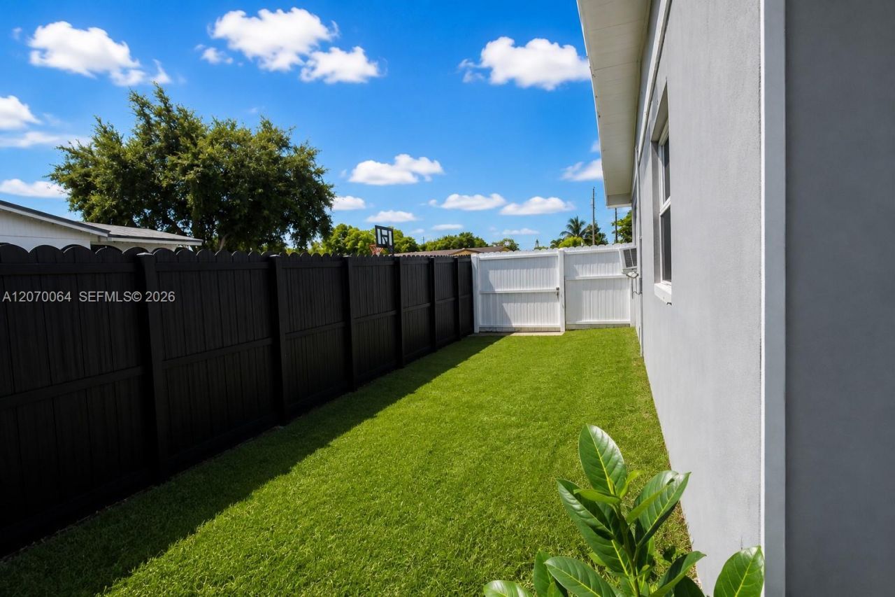 19221 SW 319th St, Homestead, FL 33030 Photo