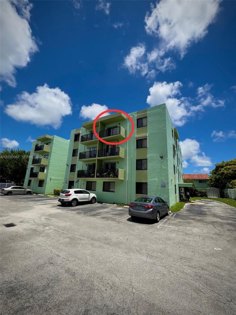 1530 SW 2nd St , Unit 405, Miami, FL 33135 Photo