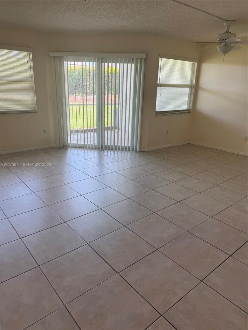 2255 SE 27th Dr , Unit 102-E, Homestead, FL 33035 Photo