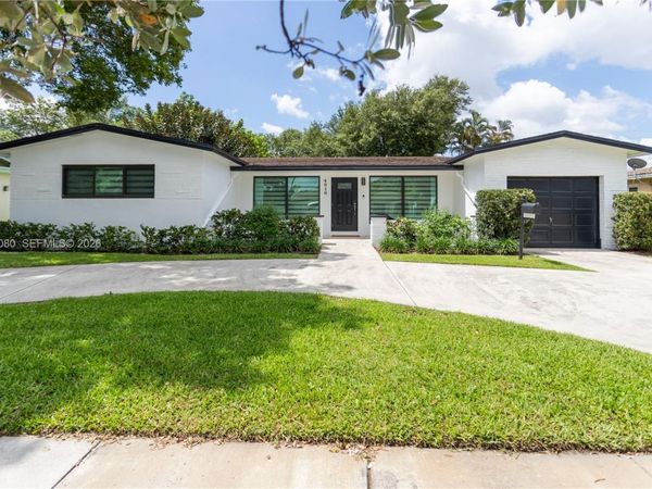 4010 Johnson St , Hollywood, FL 33021