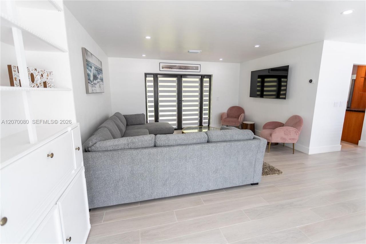 4010 Johnson St , Hollywood, FL 33021 Photo