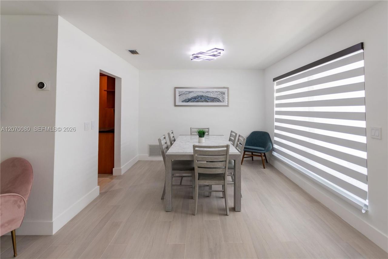 4010 Johnson St , Hollywood, FL 33021 Photo