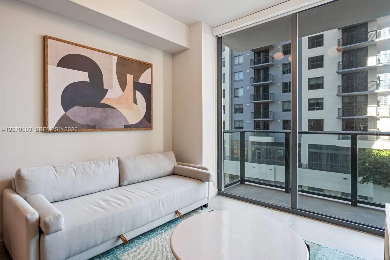 11 NE 6th , Unit 1210, Miami, FL 33132 Photo