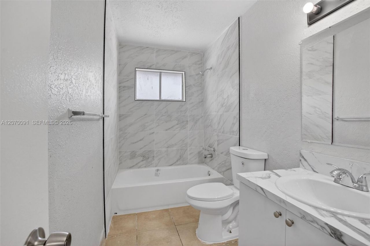 2201 Catherine Dr , Unit 3, Delray Beach, FL 33445 Photo