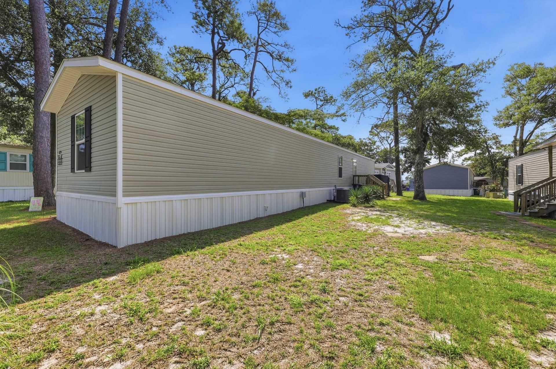 4604 Albatross St. Photo 23