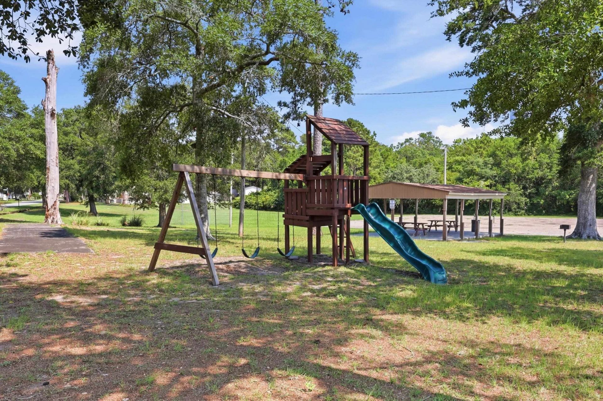 4604 Albatross St. Photo 26