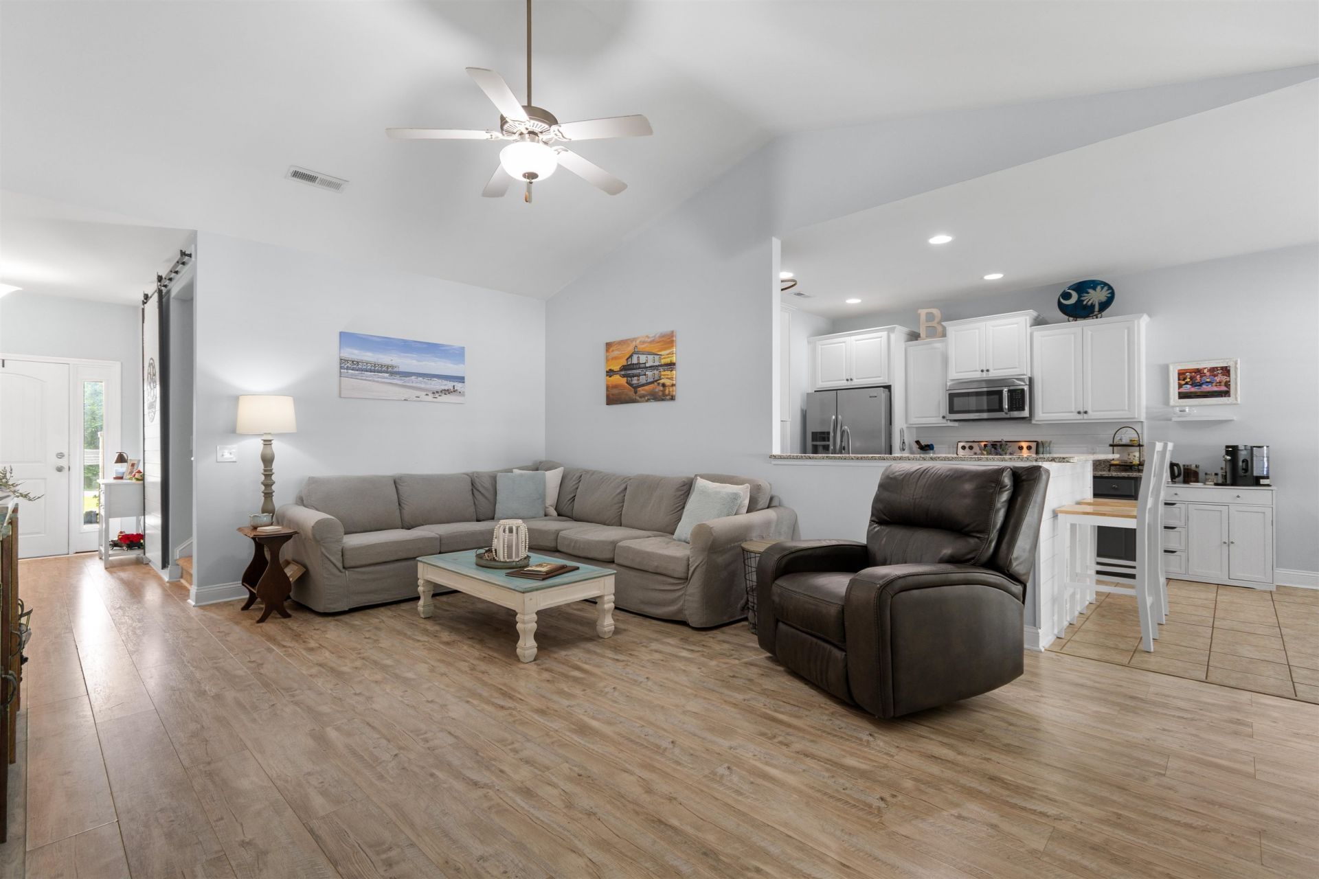 344 Clearwater Dr. Photo 14