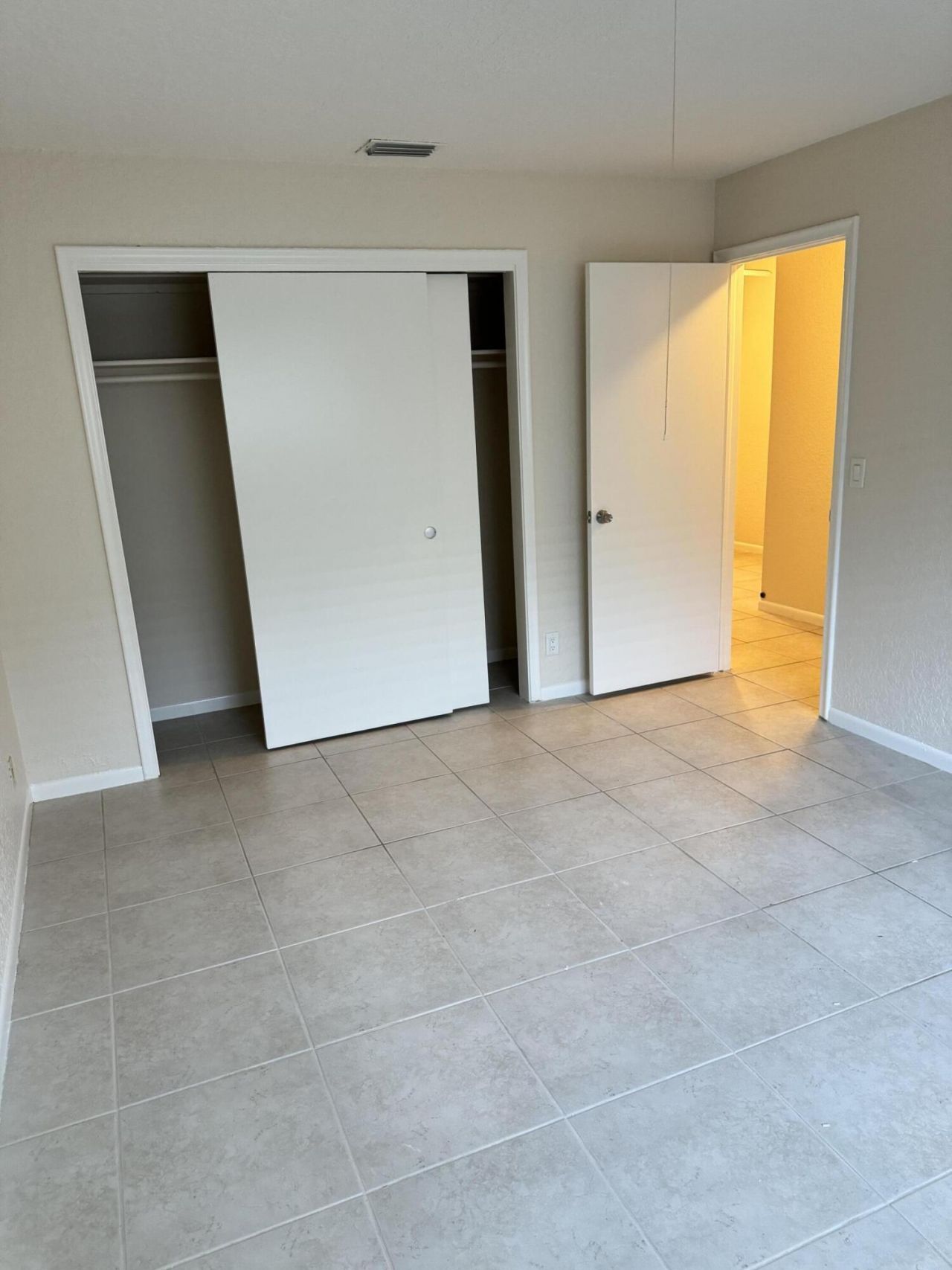 220 Croton Avenue, Unit 210, Lantana, FL 33462 Photo