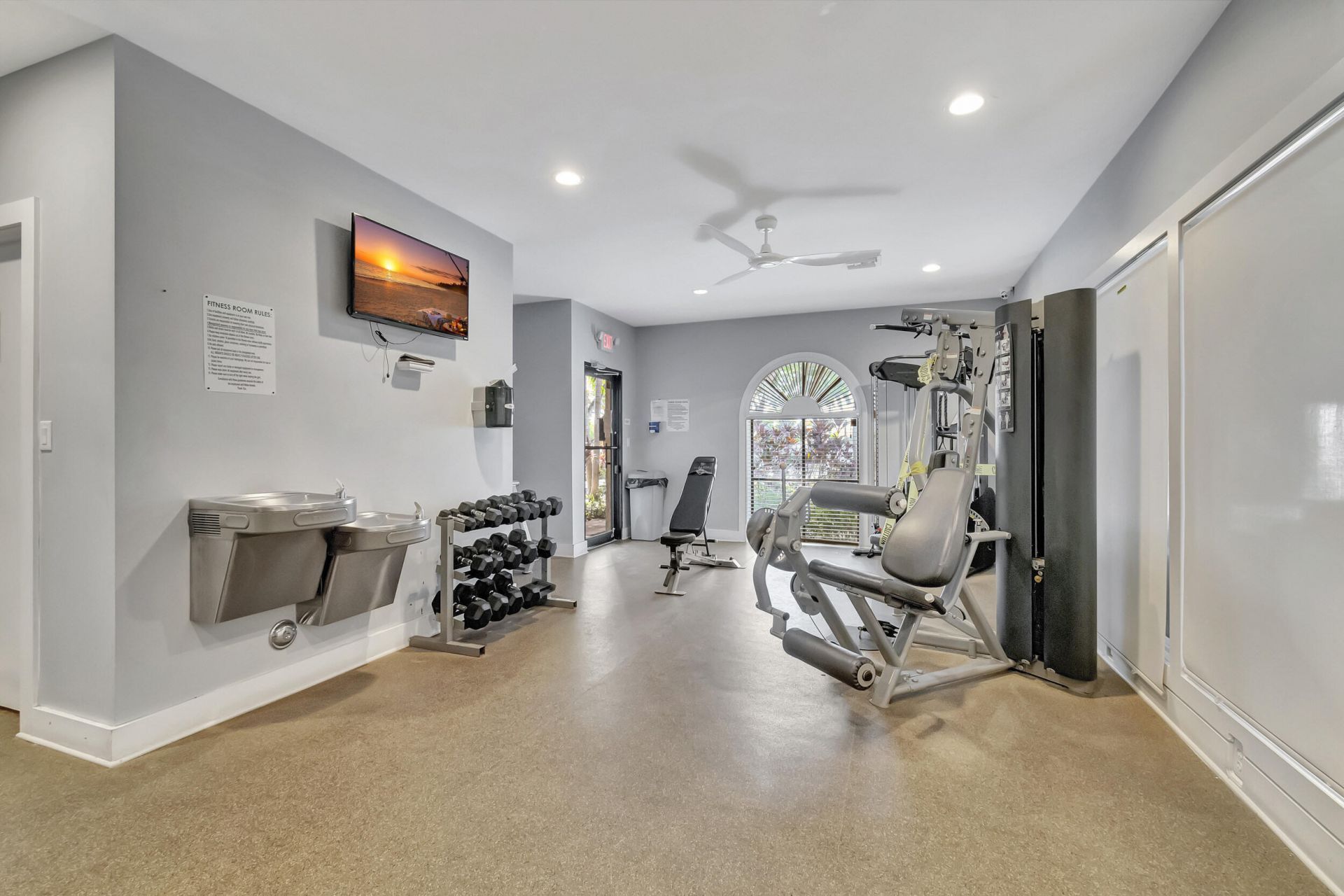 728 Executive Center Drive, Unit 21, West Palm Beach, FL 33401 Photo