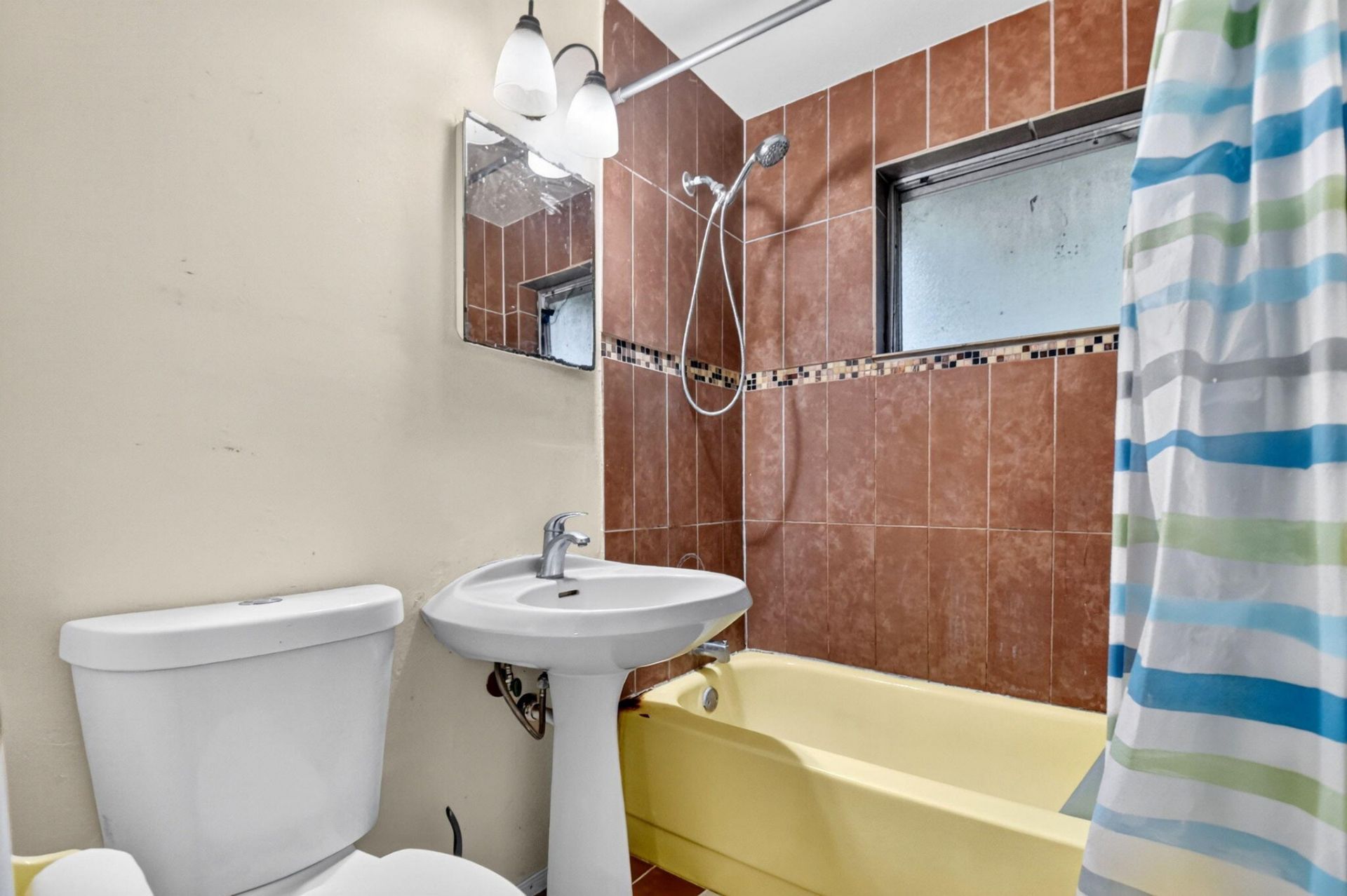 1572 Woodland Avenue, West Palm Beach, FL 33415 Photo