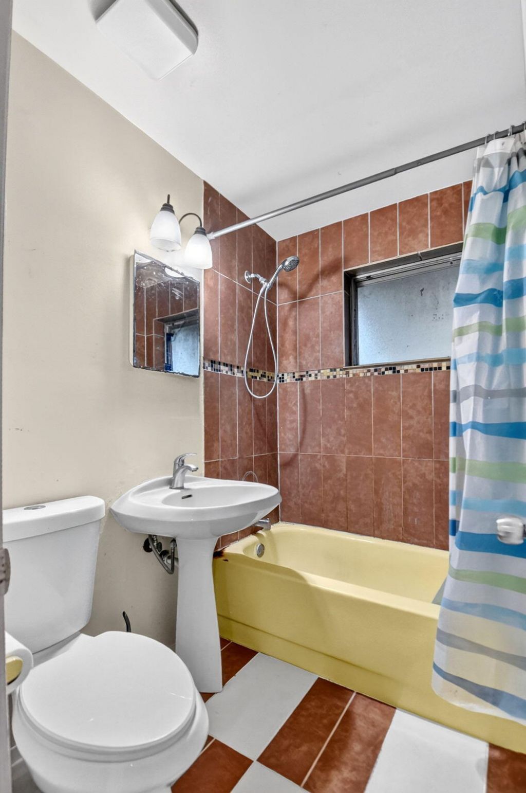 1572 Woodland Avenue, West Palm Beach, FL 33415 Photo