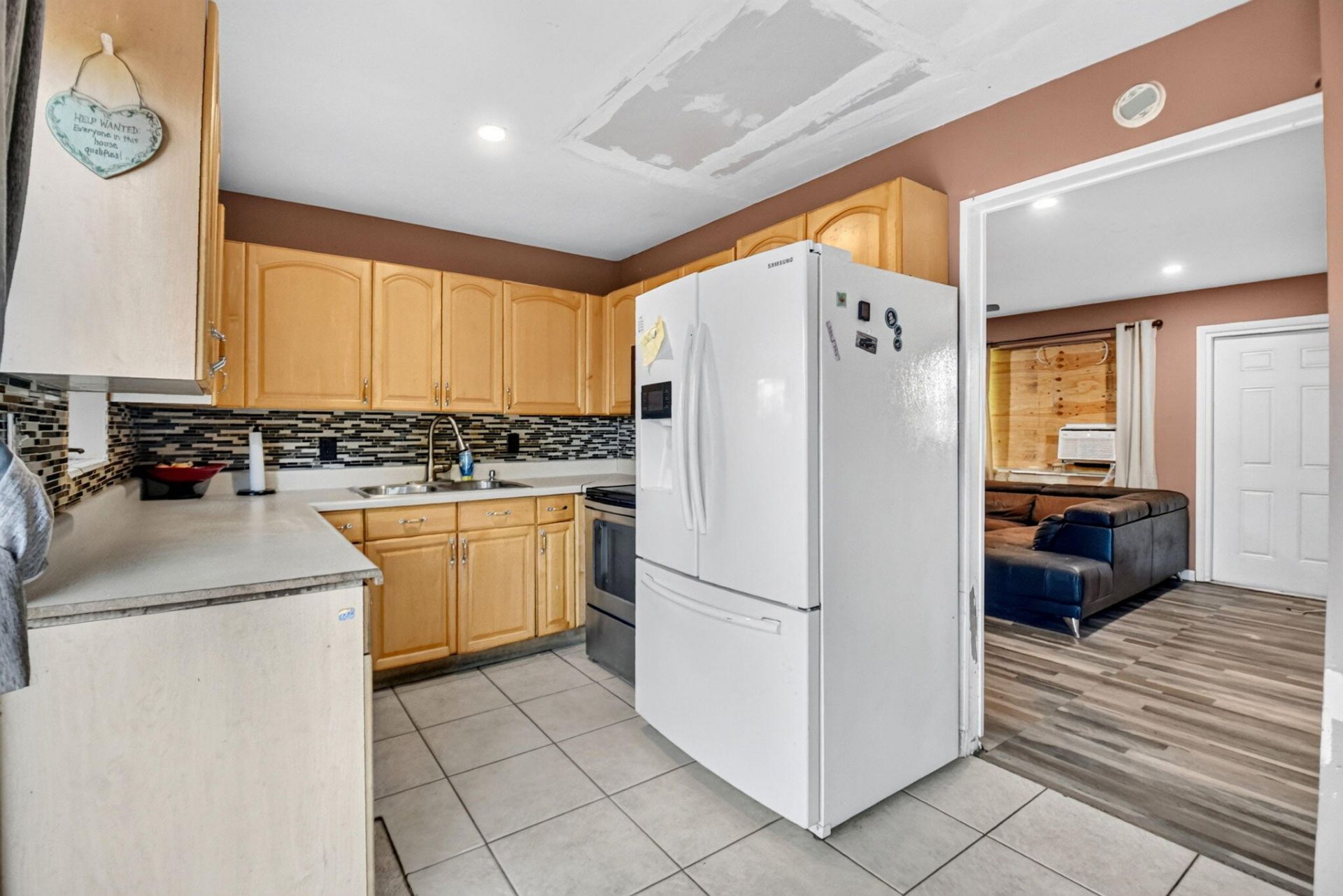 1572 Woodland Avenue, West Palm Beach, FL 33415 Photo