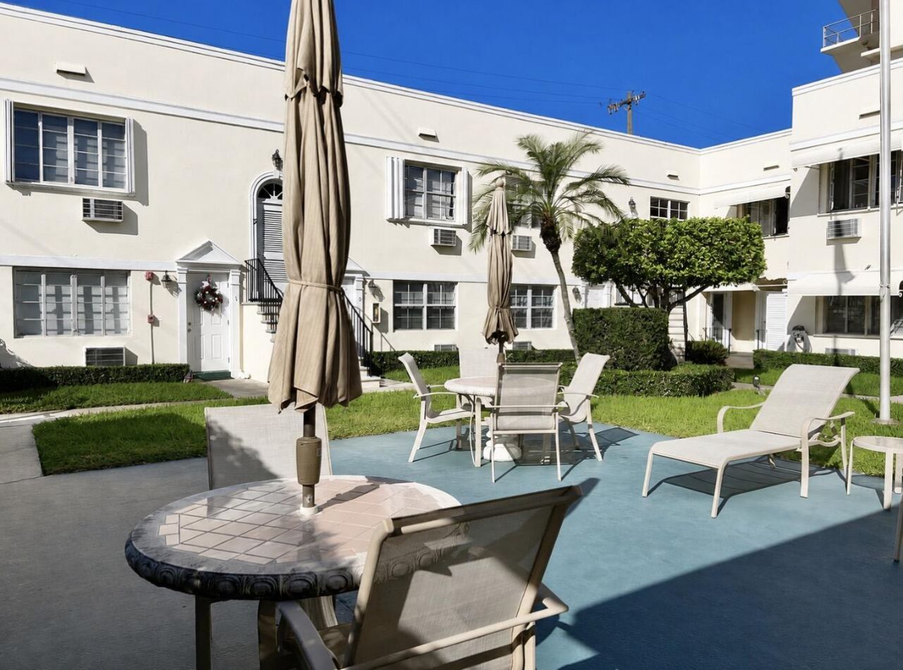 101 S Golfview Road, Unit 1, Lake Worth Beach, FL 33460 Photo