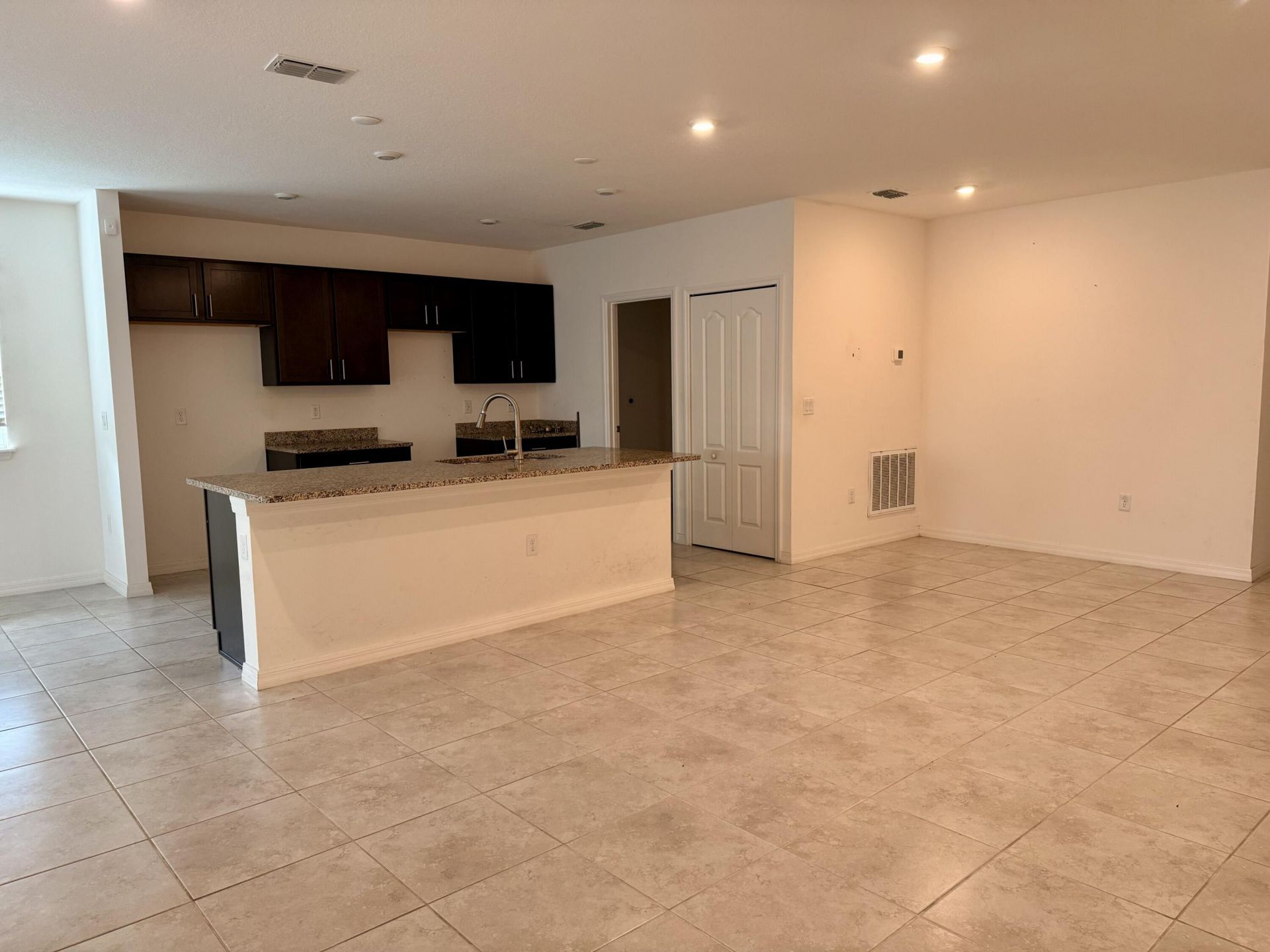 582 SW Sea Holly Terrace, Port Saint Lucie, FL 34984 Photo