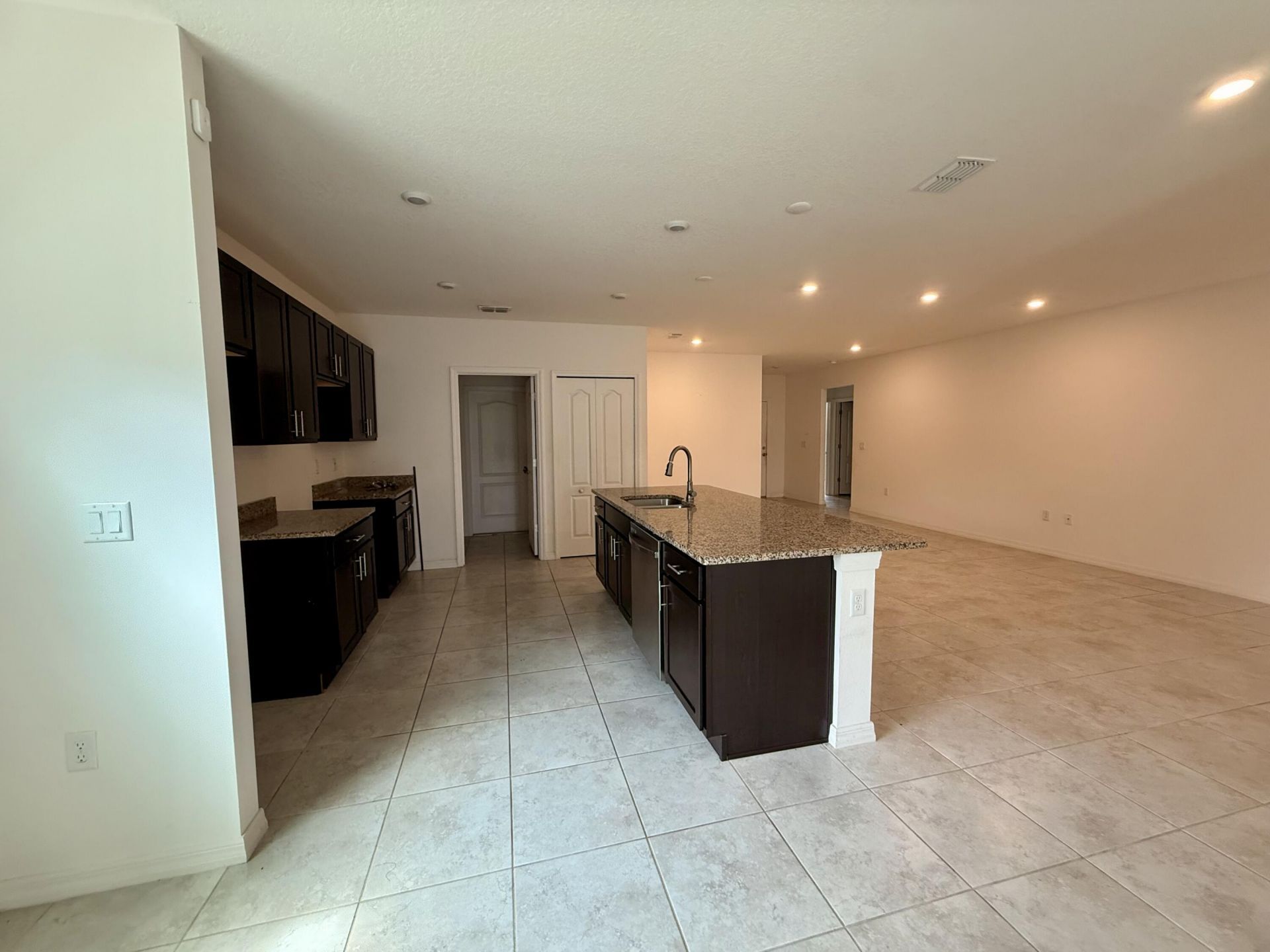 582 SW Sea Holly Terrace, Port Saint Lucie, FL 34984 Photo
