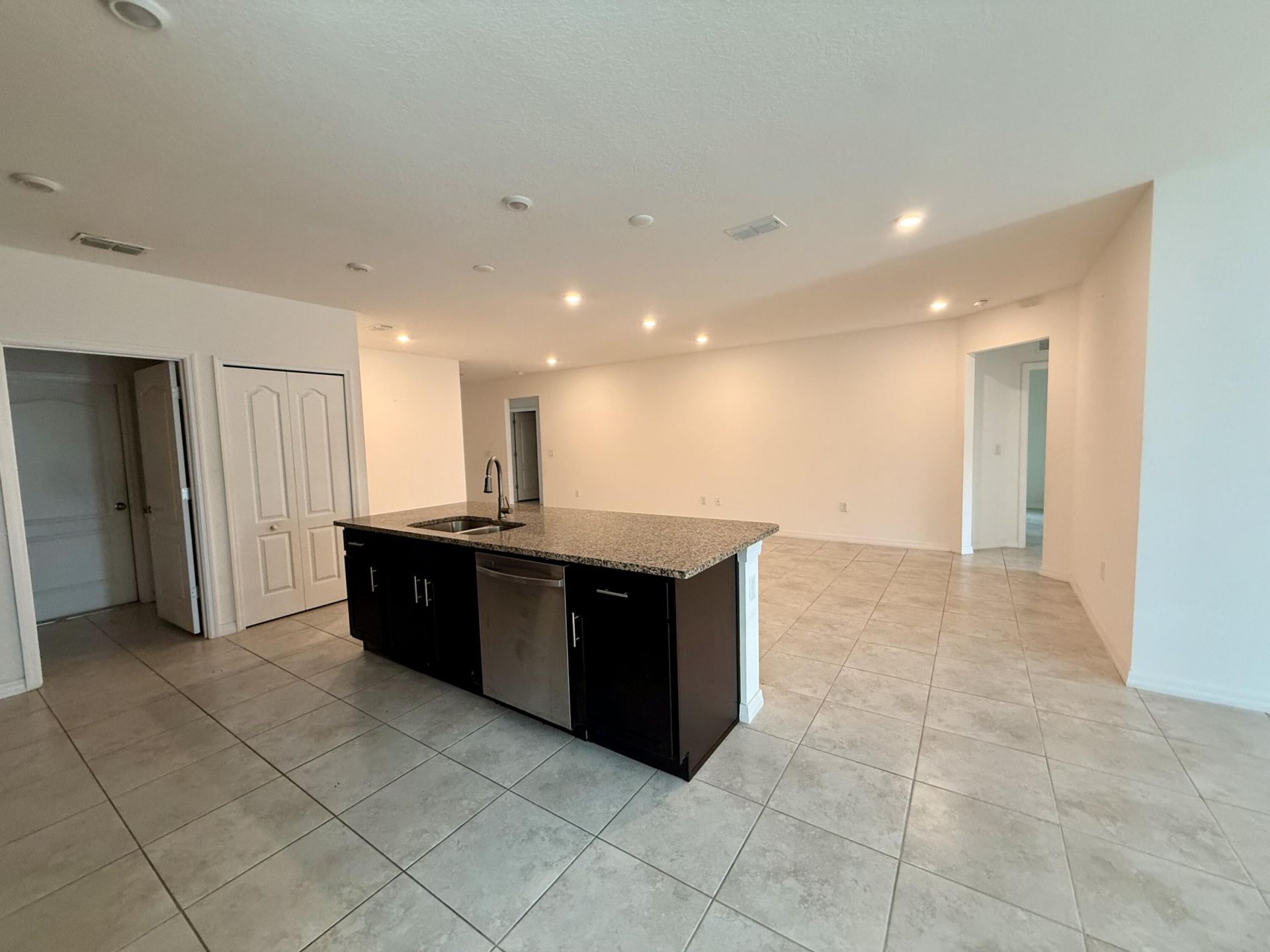 582 SW Sea Holly Terrace, Port Saint Lucie, FL 34984 Photo