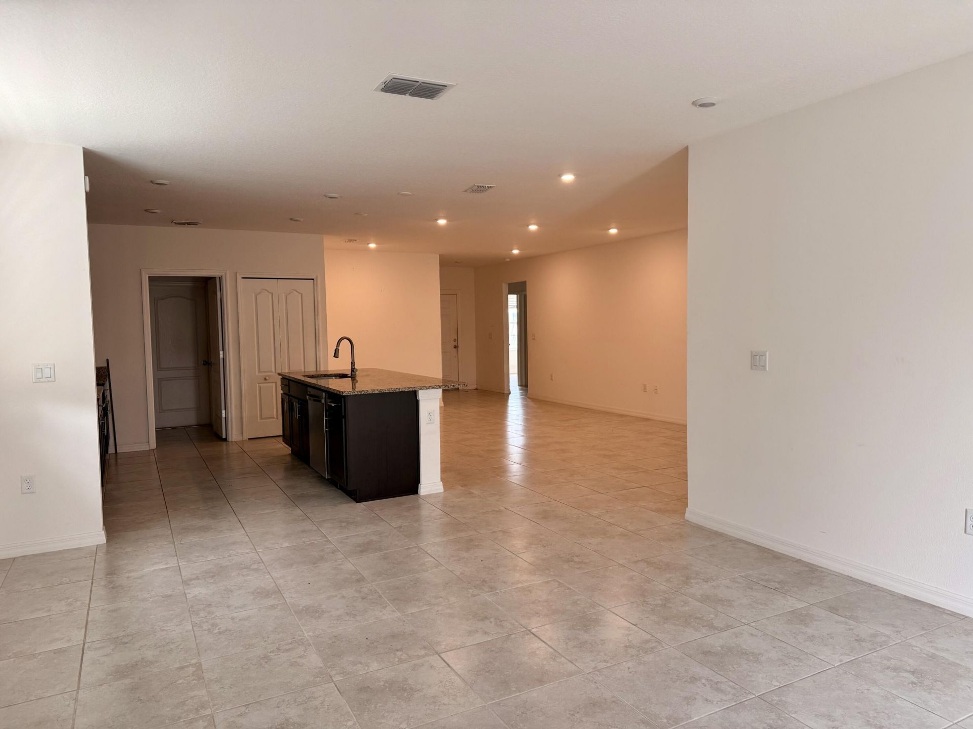 582 SW Sea Holly Terrace, Port Saint Lucie, FL 34984 Photo