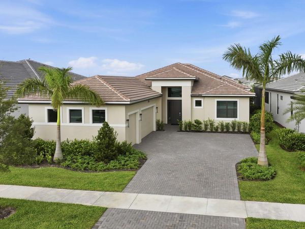 5374 Saint Armands Way, Westlake, FL 33470