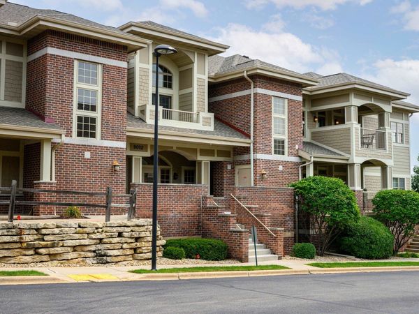 9002 Hawks Reserve Lane, Unit 201, Verona, WI 53593