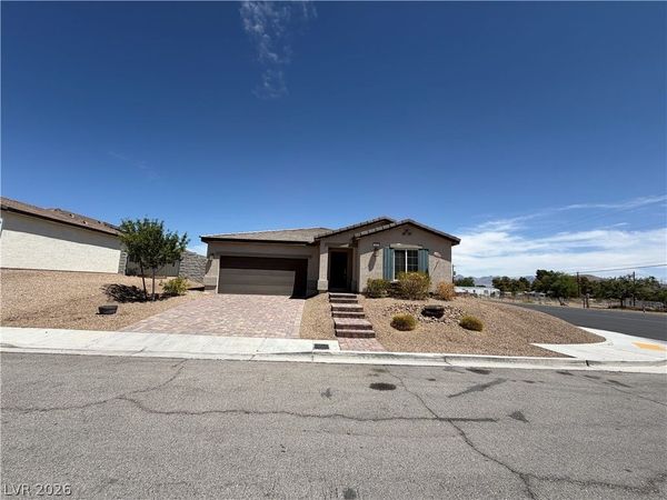 132 W Winston Lane, Indian Springs, NV 89018