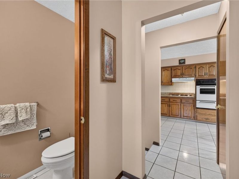34260 Glen Drive, Eastlake, OH 44095 Photo 18