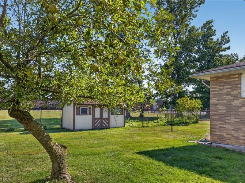 34260 Glen Drive, Eastlake, OH 44095 Photo 45