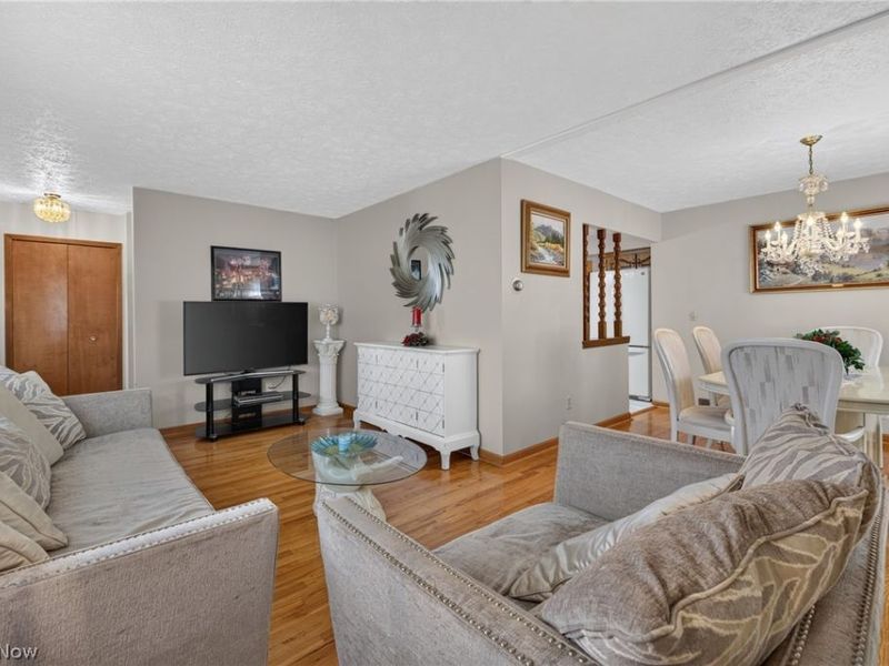 34260 Glen Drive, Eastlake, OH 44095 Photo 8