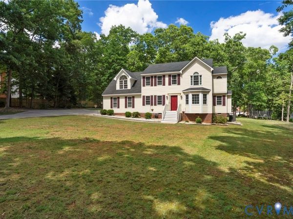 3242 Sherwood Ridge Drive , Powhatan, VA 23139